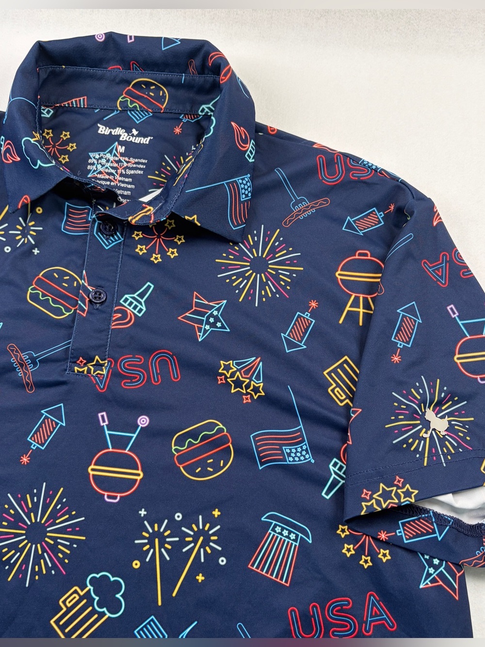 Birdie Bound Golf Polo Men’s M Novelty Sodalite Print‎